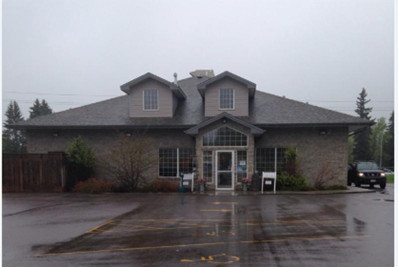 Northwestern Veterinary Hospital Opening Hours 1160 Oliver Rd