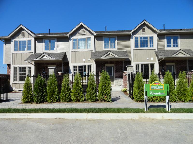 Rembrandt Homes 1560 North Routledge Park, London, ON