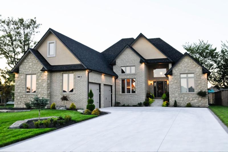 Noah Homes Opening Hours 950 Seacliff Dr, Kingsville, ON