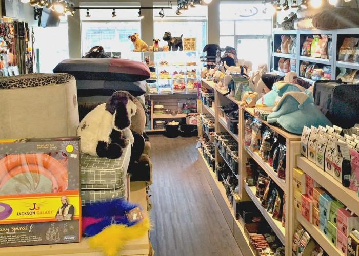 Bone & Biscuit Co Opening Hours 11117433 56 Ave, Surrey, BC