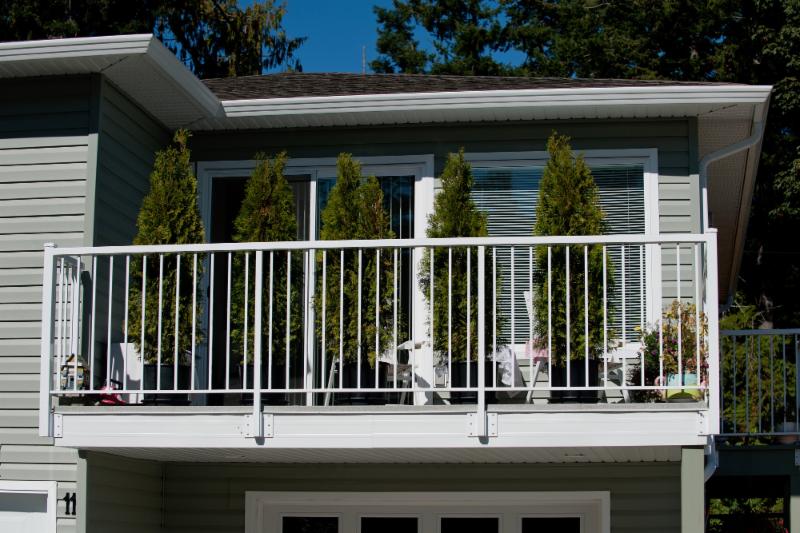 Victoria Gutter Installation Opening Hours 3755 Vanalman Ave