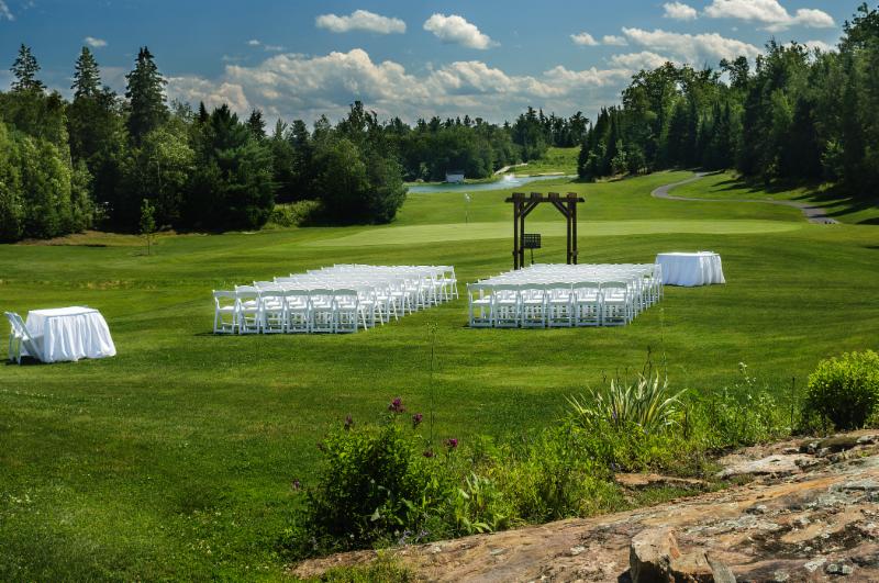 Club De Golf Le Sorcier Horaire d'ouverture 967, Montée Dalton, Gatineau, QC