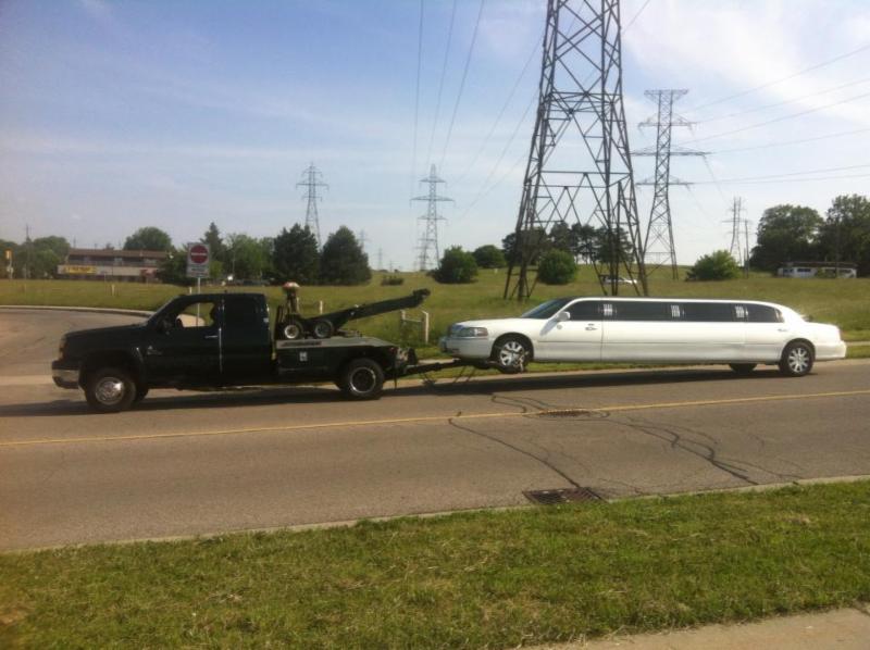 Tip Top Towing Inc Opening Hours 350 Sherman Ave N, Hamilton, ON