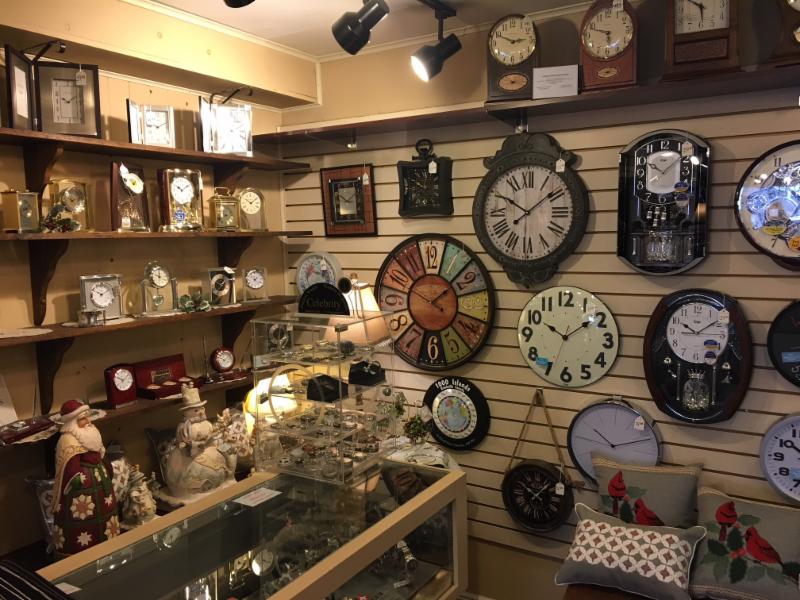 Heritage Clock Shop Opening Hours 112 King St W, Brockville, ON