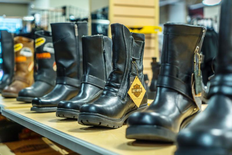 Stampede Boot & Clothing Co Opening Hours 5327 2 St SW, Calgary, AB