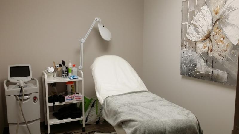 Bloom Laser Clinic - Halifax, NS - 3660 Commission St 