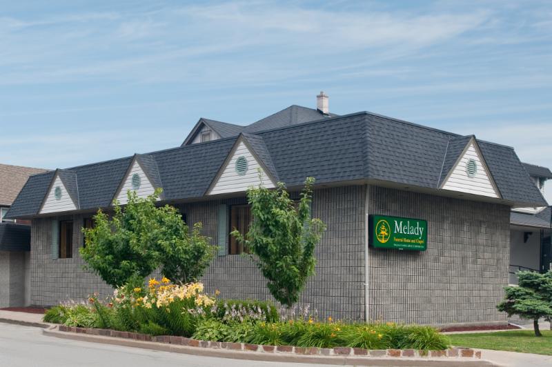 rivers community funeral home