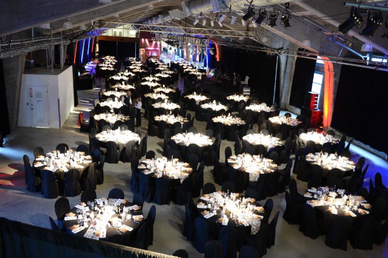 TOUT EN PARTY Horaire d'ouverture 2053, boul SaintJeanBaptiste