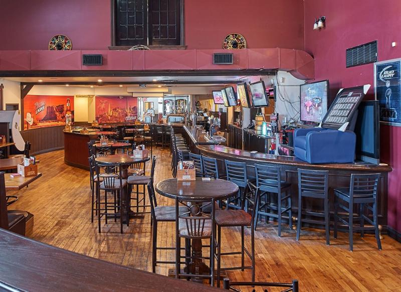 Chaps Restaurant Menu, Hours & Prices 3419 Fairview St, Burlington, ON